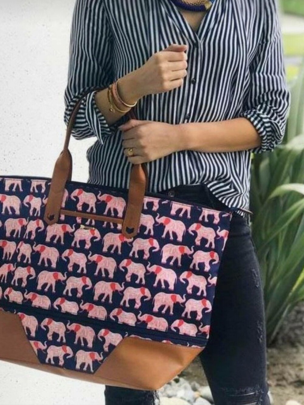 Stella & Dot Boho Elephant Large Weekender Shoulder Tote Bag 25" x 14" - Picture 2 of 13
